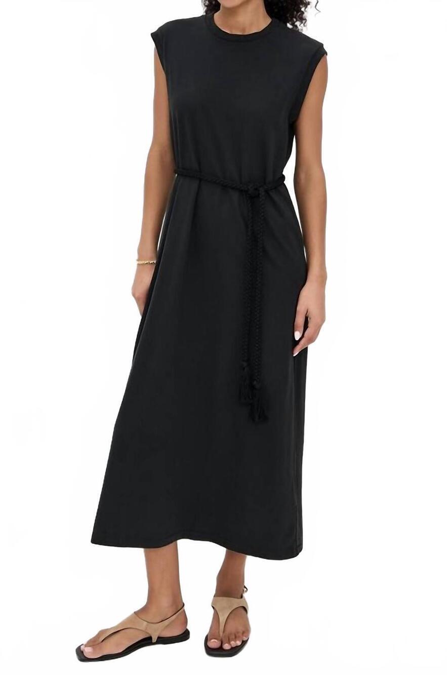 NEW THE GREAT. the square tee dress in black